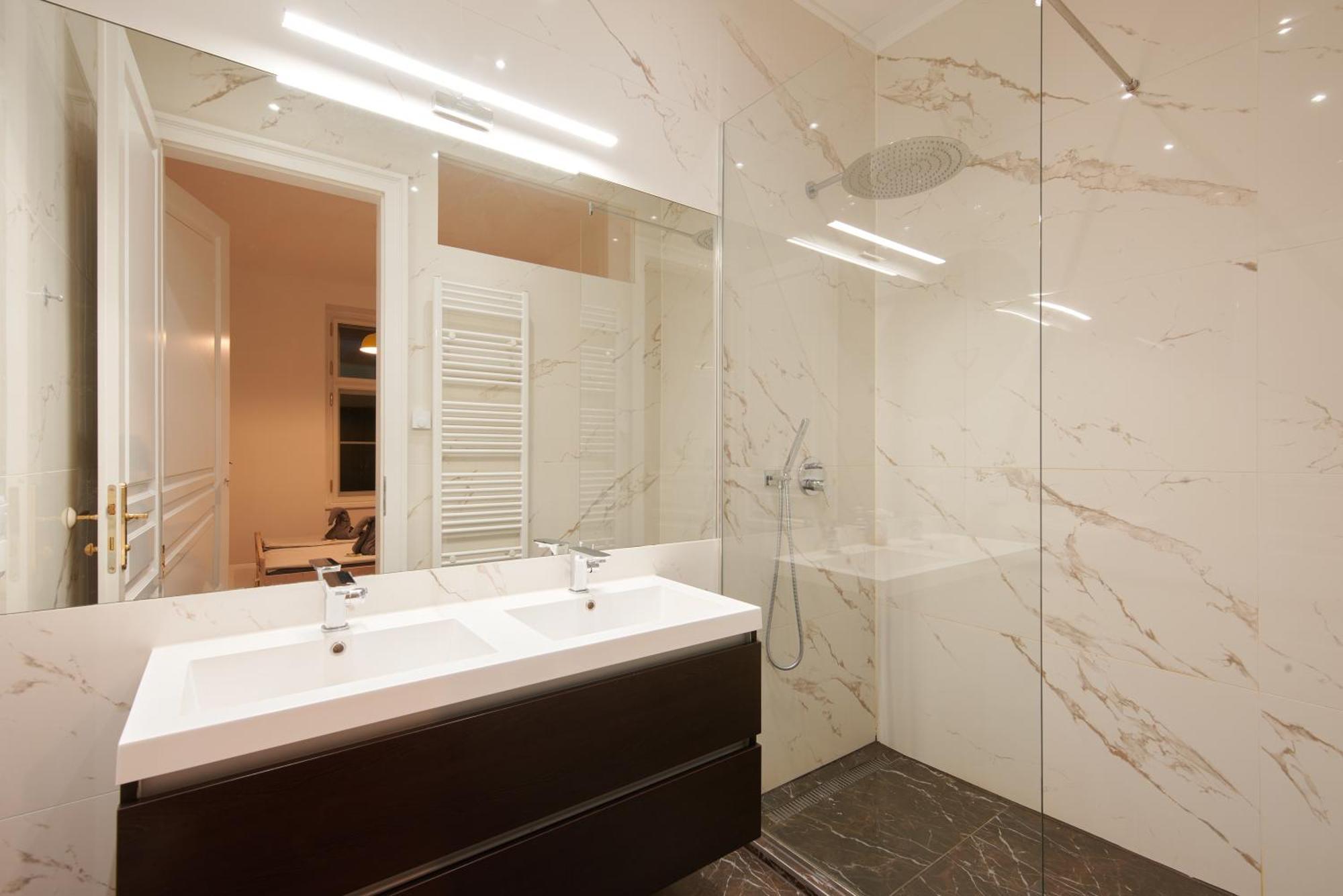 Designer In The Center Apartament *